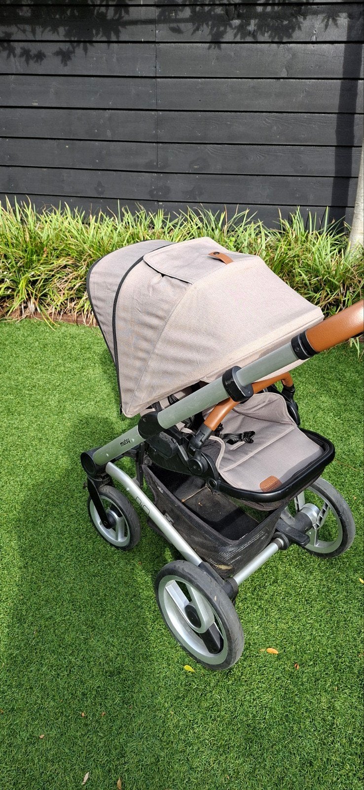 Mutsy Nio combiwagen met reiswieg en voetenzak, Ophalen, Gebruikt, Combiwagen, Mutsy