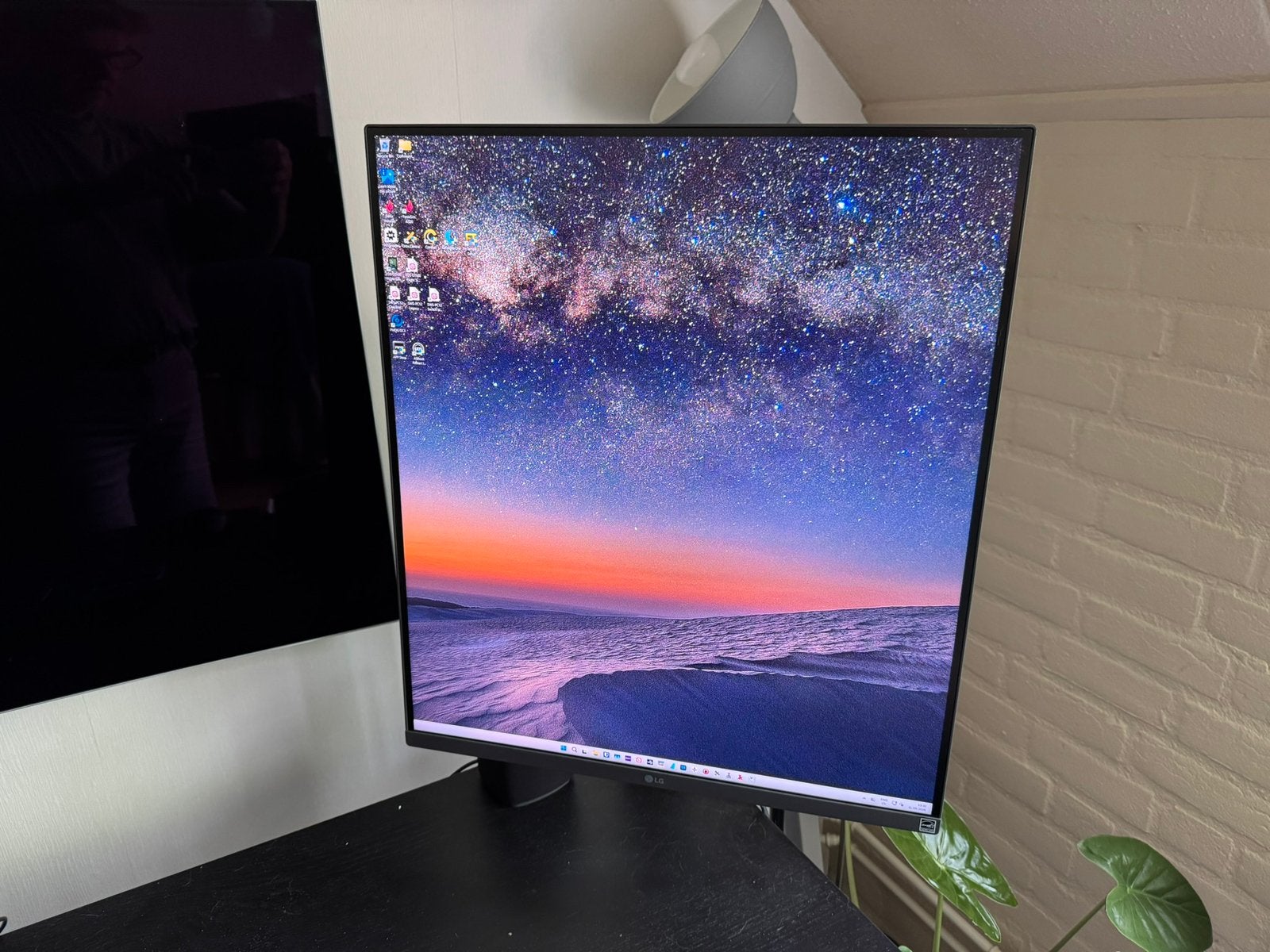 LG DualUp Zwart | Incl. Bureausteun en originele doos, Computers en Software, Gaming, IPS, In hoogte verstelbaar, Ophalen of Verzenden