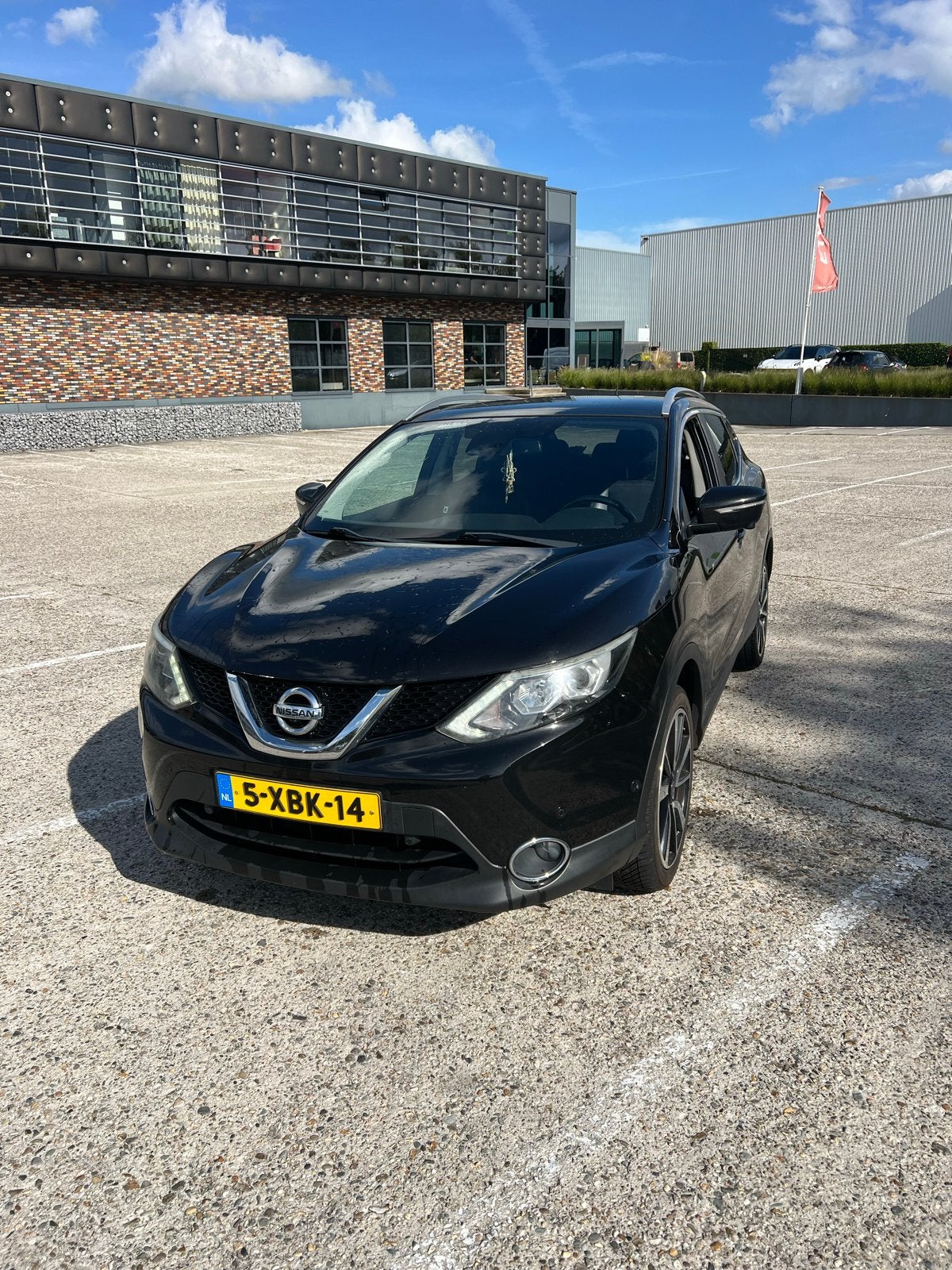 Nissan Qashqai 1.2 Dig-t 85KW 2WD 2014 Zwart, Auto's, Voorwielaandrijving, 4 cilinders, Zwart, Origineel Nederlands