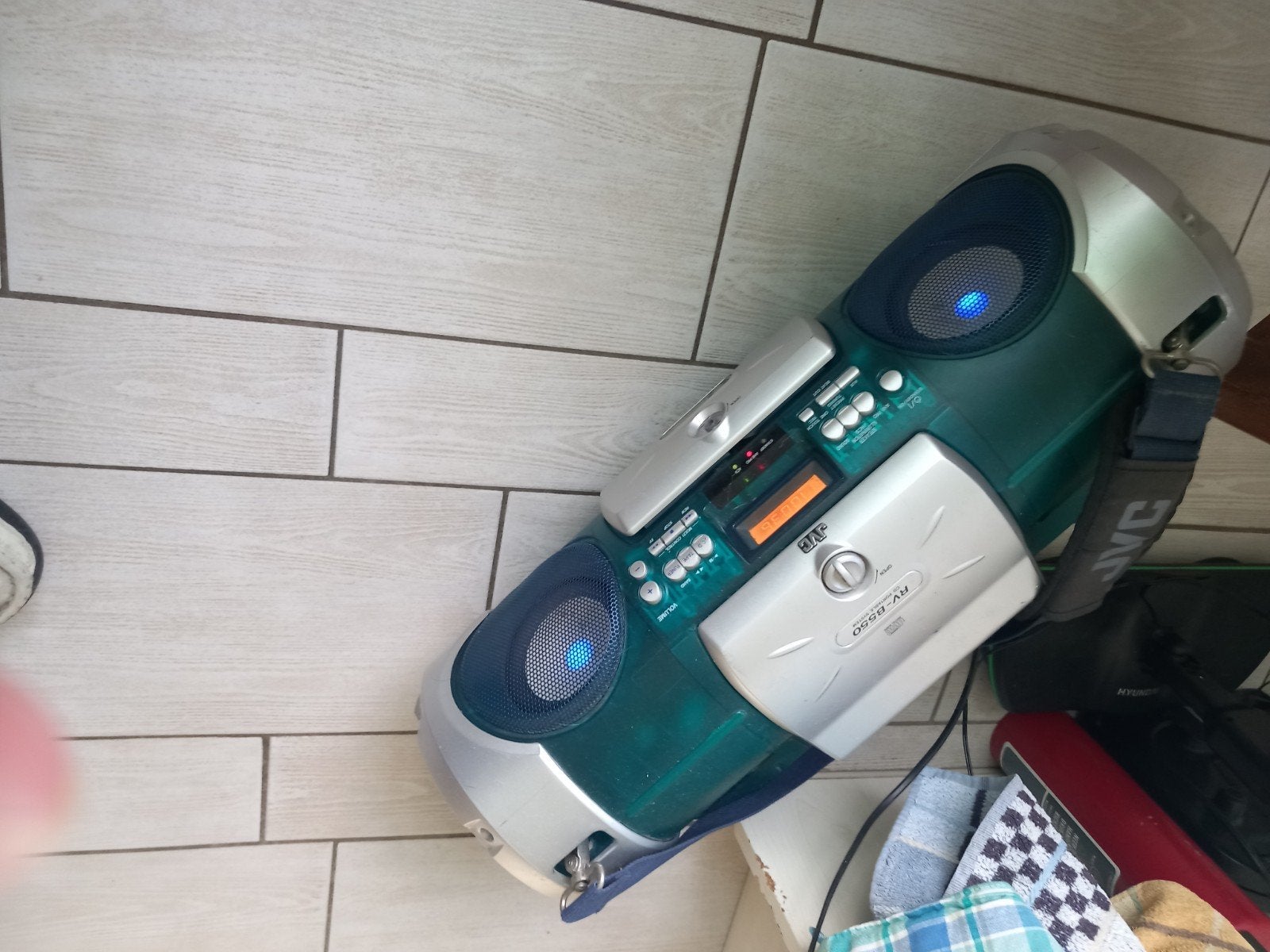 JVC RV-B550 Draagbare Radio met CD-speler - Mist REC-knop, Ophalen of Verzenden, Gebruikt, Radio, Met cd-speler