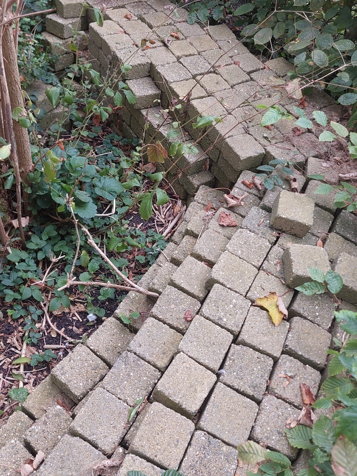 ca 1000 cobblestones geel 10x10cm en  cirkel, Tuin en Terras, Ophalen, Gebruikt, Beton, Klinkers