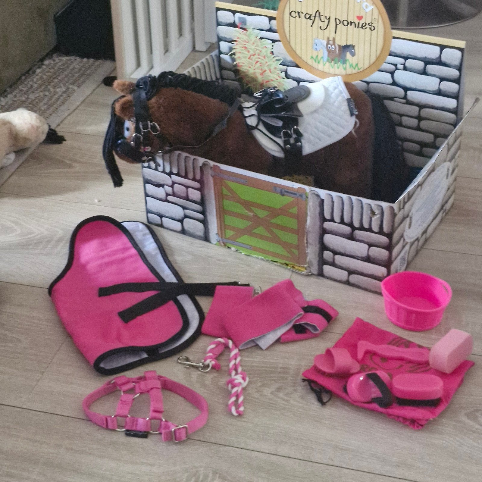 crafty pony compleet met accesoires, Ophalen, Zo goed als nieuw, Jongen of Meisje