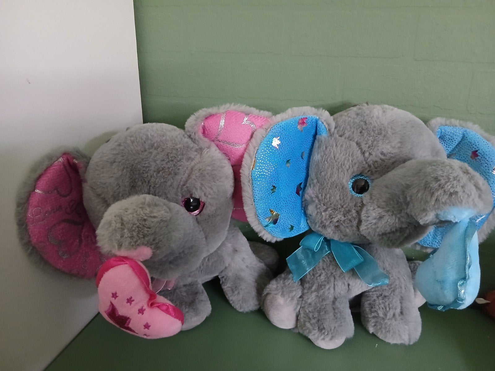 Schattige pluche olifant met hartje, Overige merken, Overige karakters, Grijs, Ophalen of Verzenden