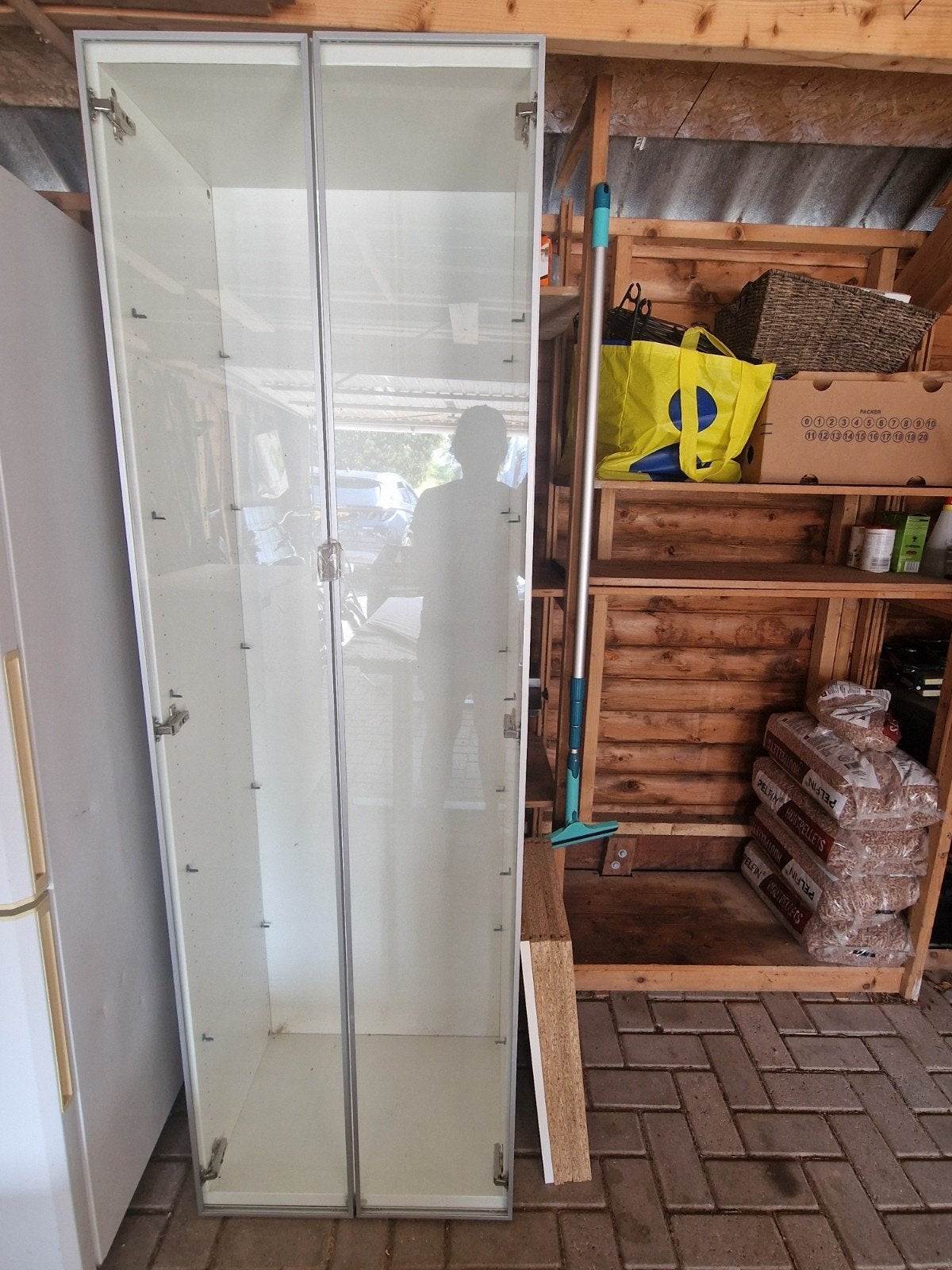 Vitrinekast kast met glazen deuren en 5 planken(ikea) (192x, Huis en Inrichting, Kasten | Vitrinekasten, Ophalen, Glas, 50 tot 100 cm