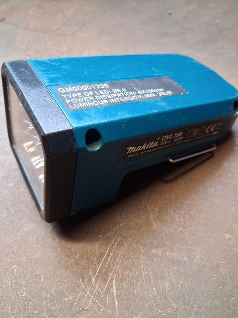 Dml186 18v   ,accu lamp ,makita, Ophalen
