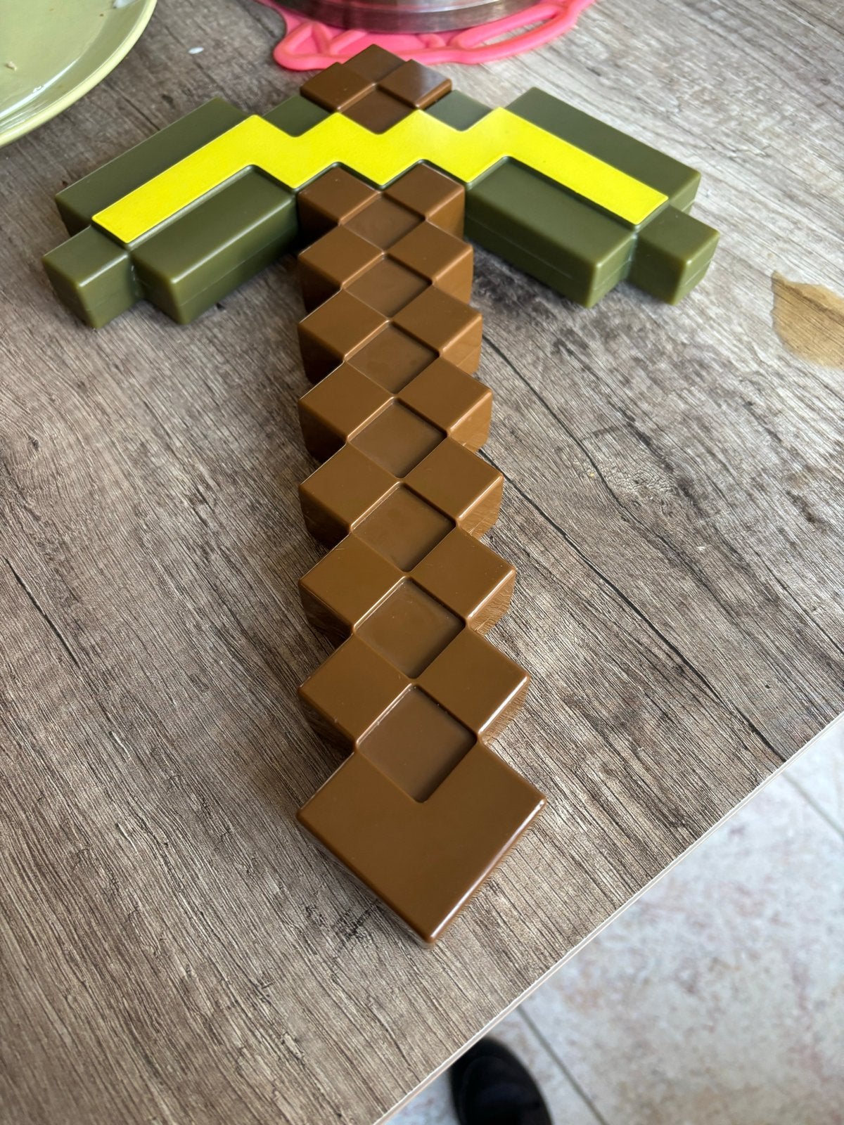Minecraft Pickaxe Speelgoed - Bruin/Geel, Ophalen of Verzenden, Gebruikt, Jongen of Meisje