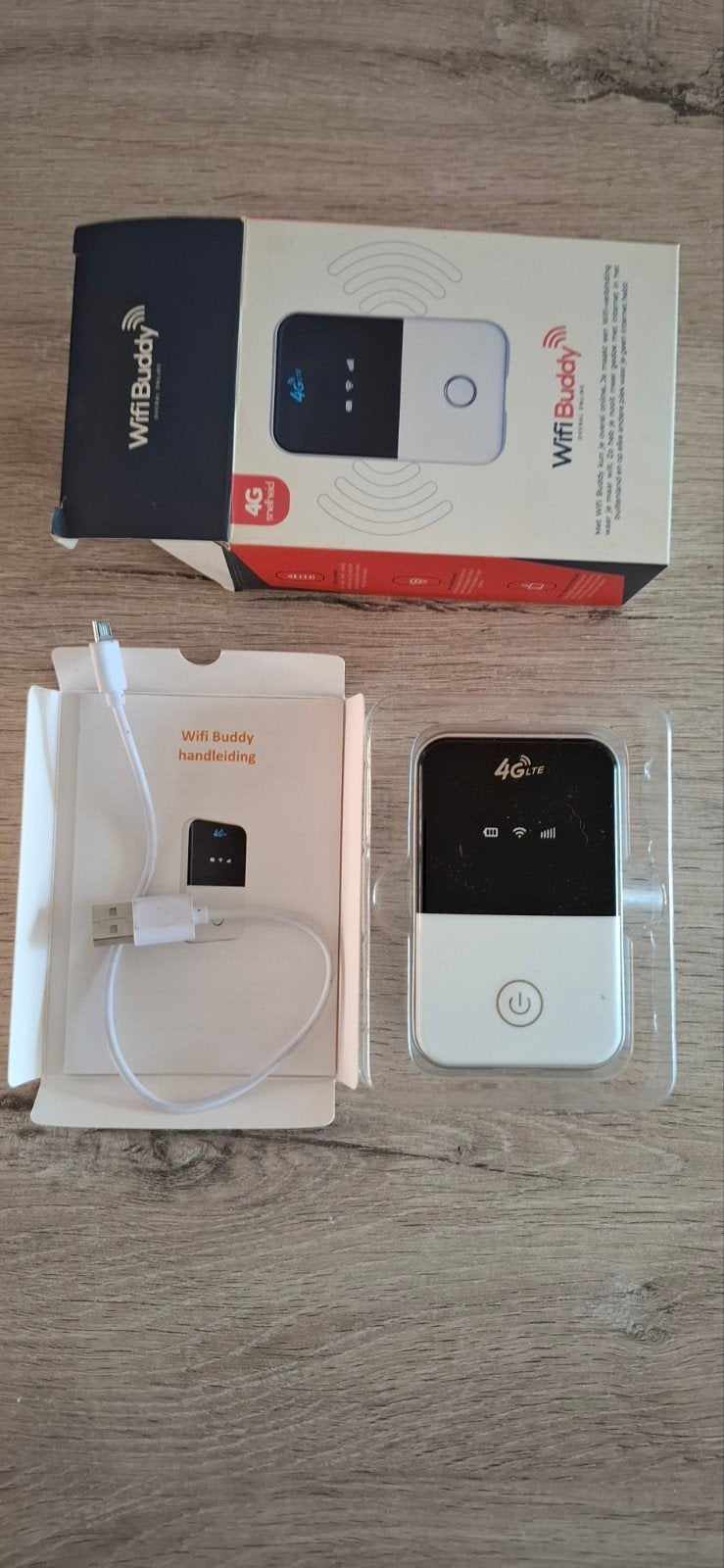 Wifi Buddy 4G LTE Mobiele Router (zonder simkaart), Computers en Software, Routers en Modems, Zo goed als nieuw, Router met modem