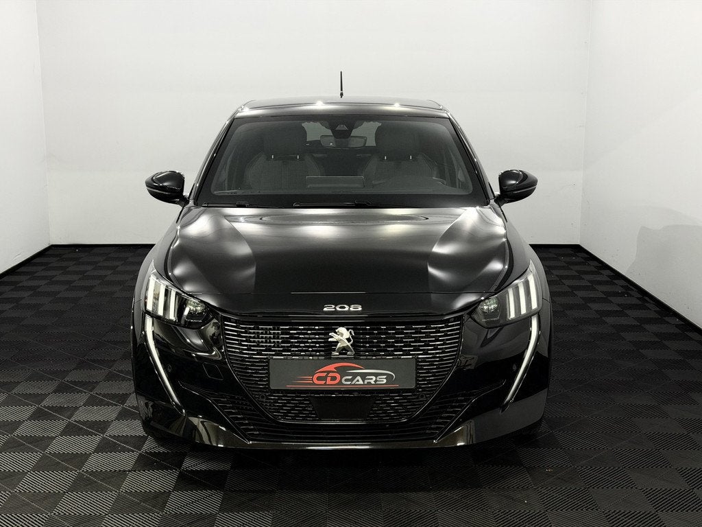 Peugeot 208 1.2 PureTech GT-Line Camera, Navi, Keyless start, 101 pk, Gebruikt, Euro 6, Leder en Stof
