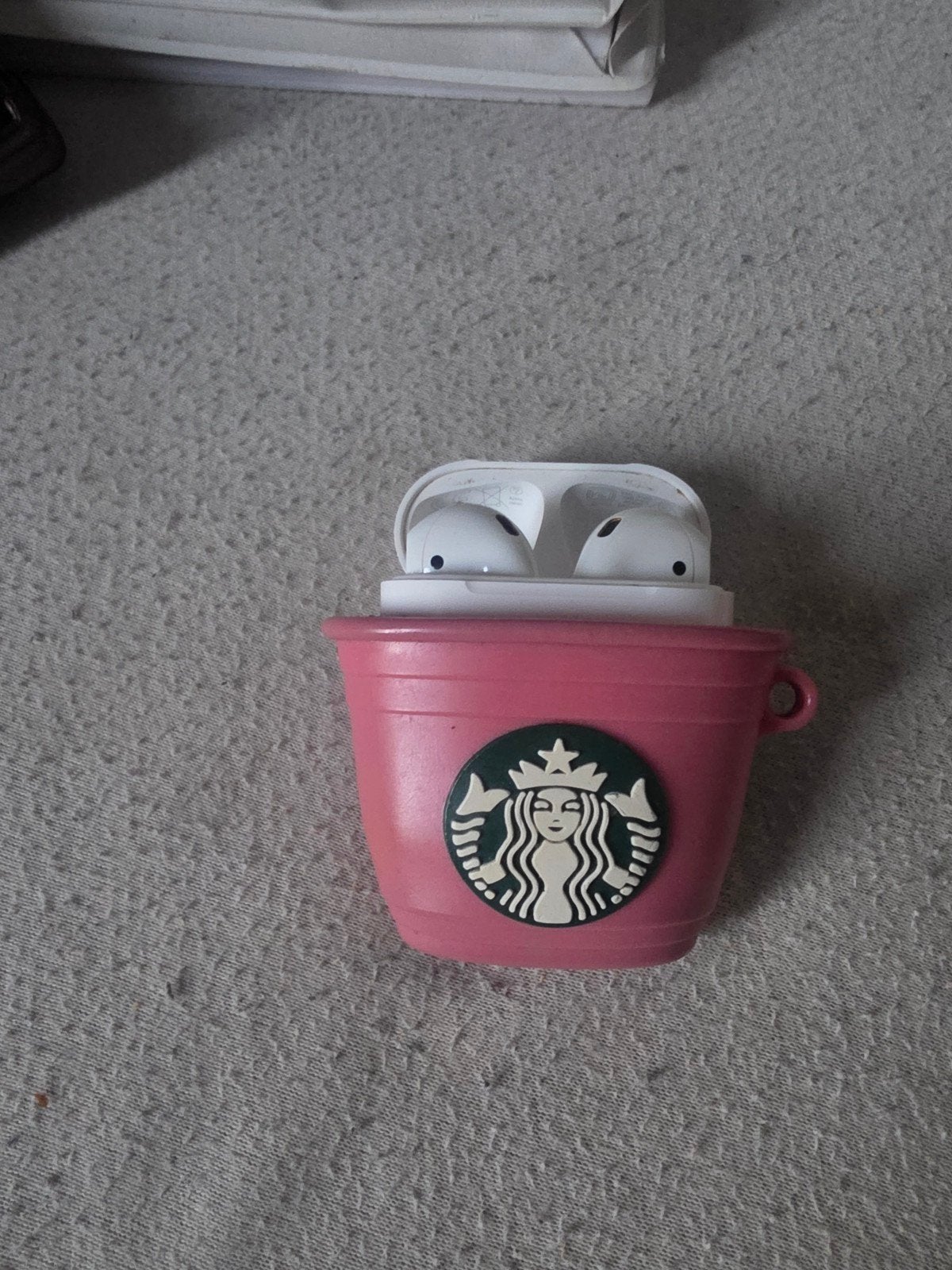 AirPods 2 met Starbucks hoesje, Ophalen, Gebruikt, Bescherming, Apple