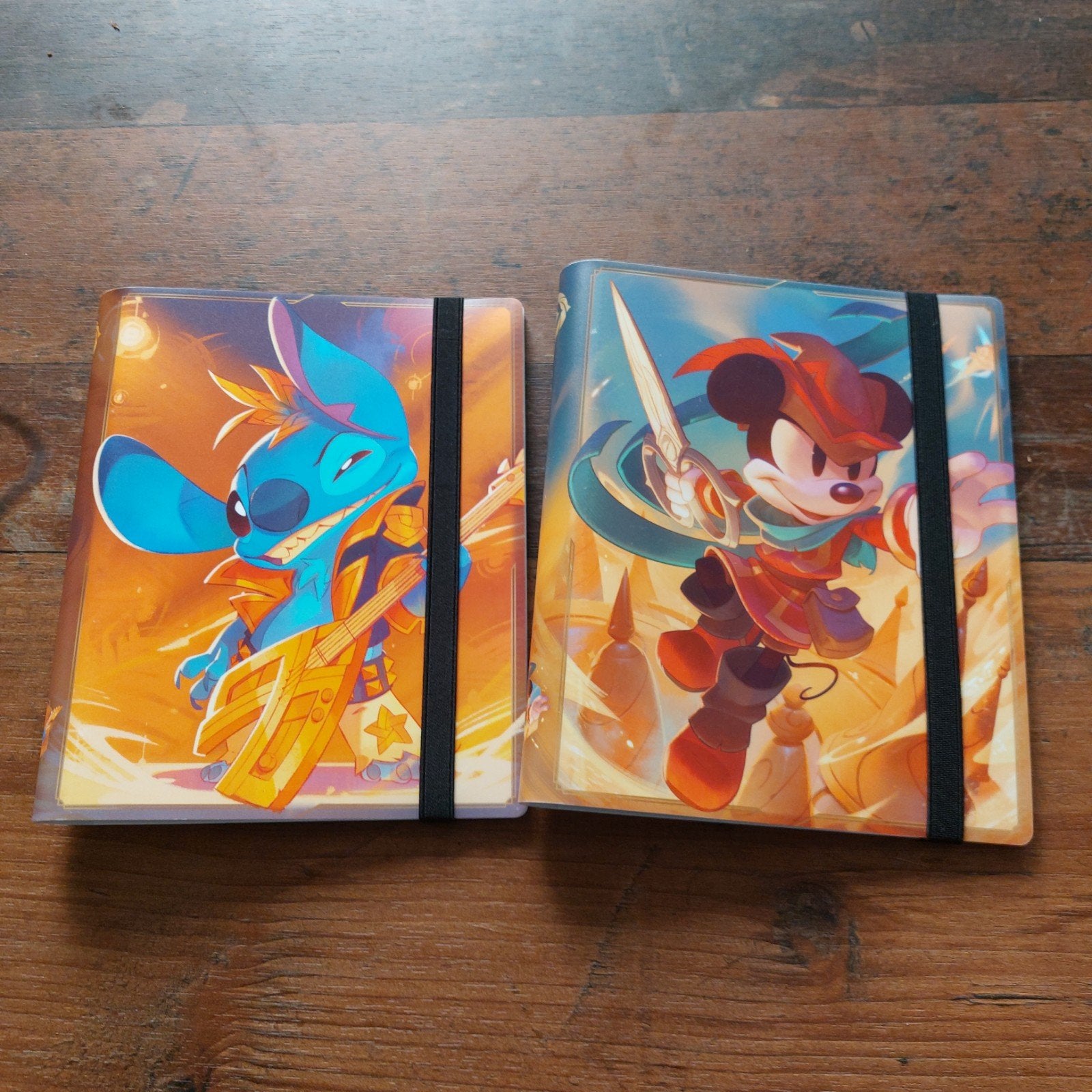 lorcana  2 stuks  Mickey  en stich, Verzamelen, Disney, Ophalen of Verzenden, Mickey Mouse