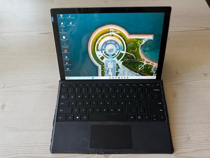 Microsoft Surface Pro 6 - i5, 8GB RAM, 256GB SSD, Computers en Software, Ophalen, Gebruikt, 2 tot 3 Ghz, Qwerty