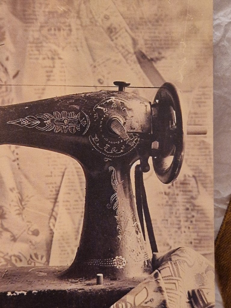 Ansichtkaart/oude foto. "Naaimachine- lap stof"., Ophalen of Verzenden, Nieuw, Papier/karton