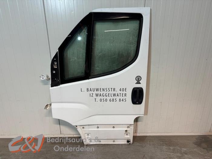 Portier 2Deurs links van een Iveco New Daily (WIT), Gebruikt, -, -, Ophalen of Verzenden