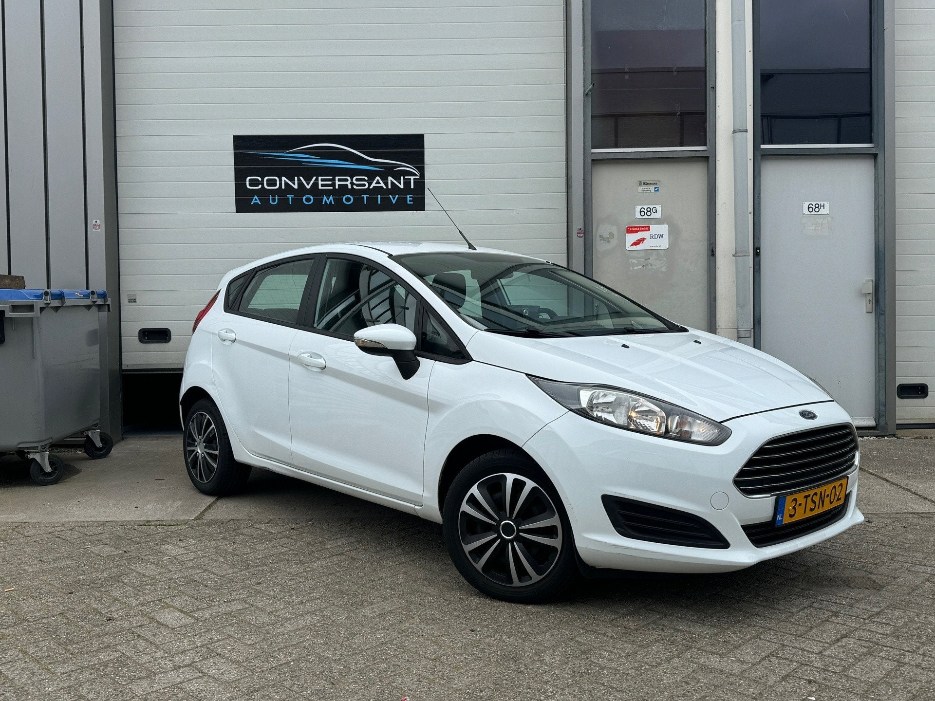 Ford Fiesta 1.0 Style|Airco|Carplay|Camera|Dealer ond|NAP, Euro 5, Stof, Zwart, 525 kg