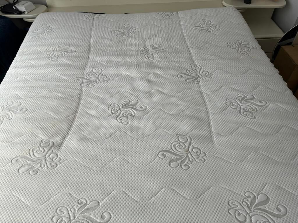 Topper voor Frans bed 145x195 cm, 5 cm dik, Ophalen, Zo goed als nieuw