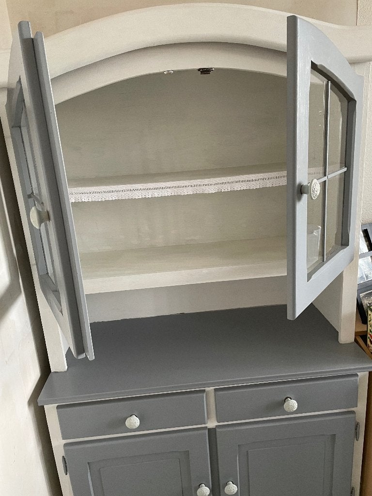 Kast, Ophalen, 100 tot 150 cm, Met lade(s), Zo goed als nieuw