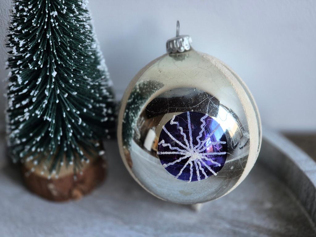 Vintage kerstbal met blauwe stip 420, Diversen, *, Gebruikt, *, Ophalen of Verzenden