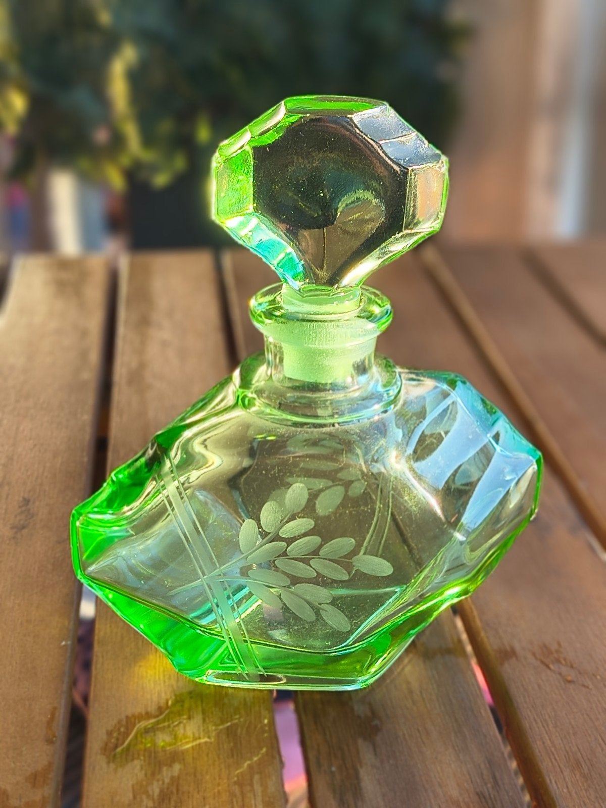 Antiek Depression Glass Flesje - Groen Glas, Ophalen of Verzenden
