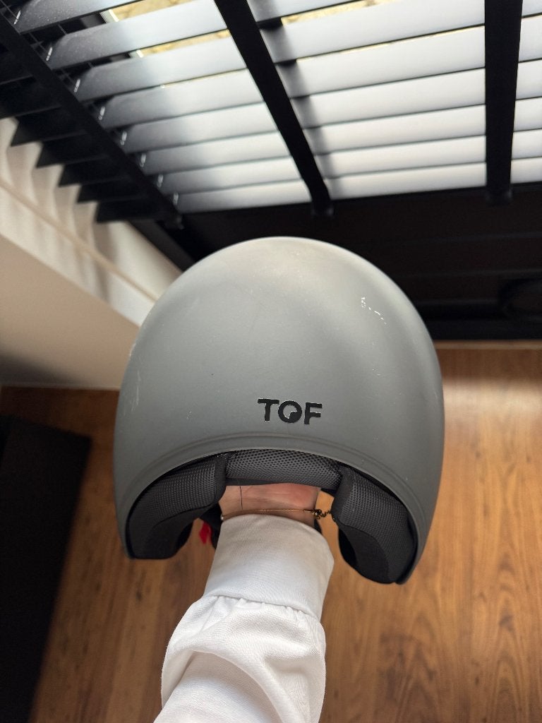Scooter helm, Fietsen en Brommers, Brommerhelmen, Ophalen of Verzenden, Zo goed als nieuw, Small, TOF