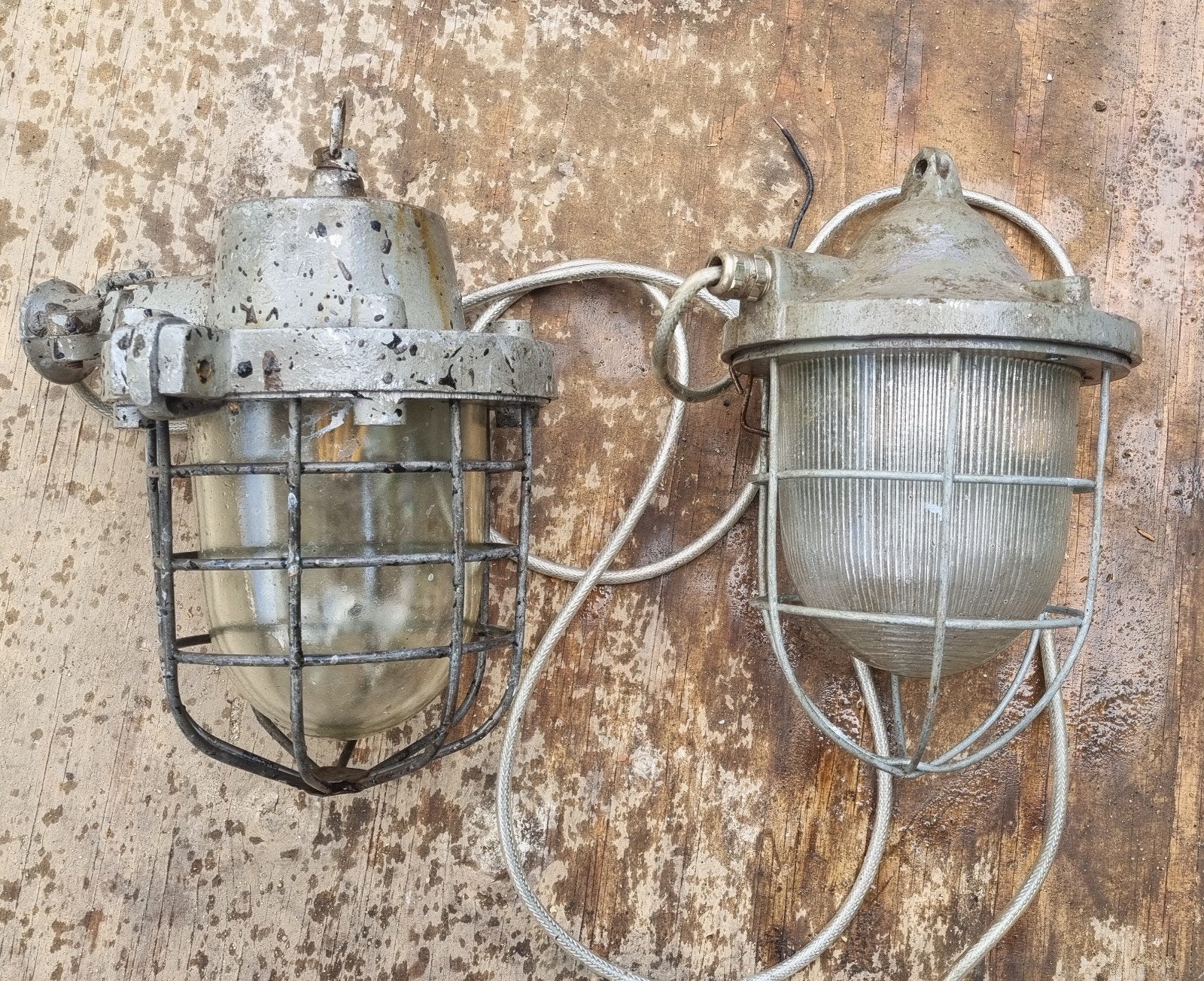 2x Vintage Scheepslampen - Industriële Maritieme Verlichting, Antiek en Kunst, Ophalen of Verzenden