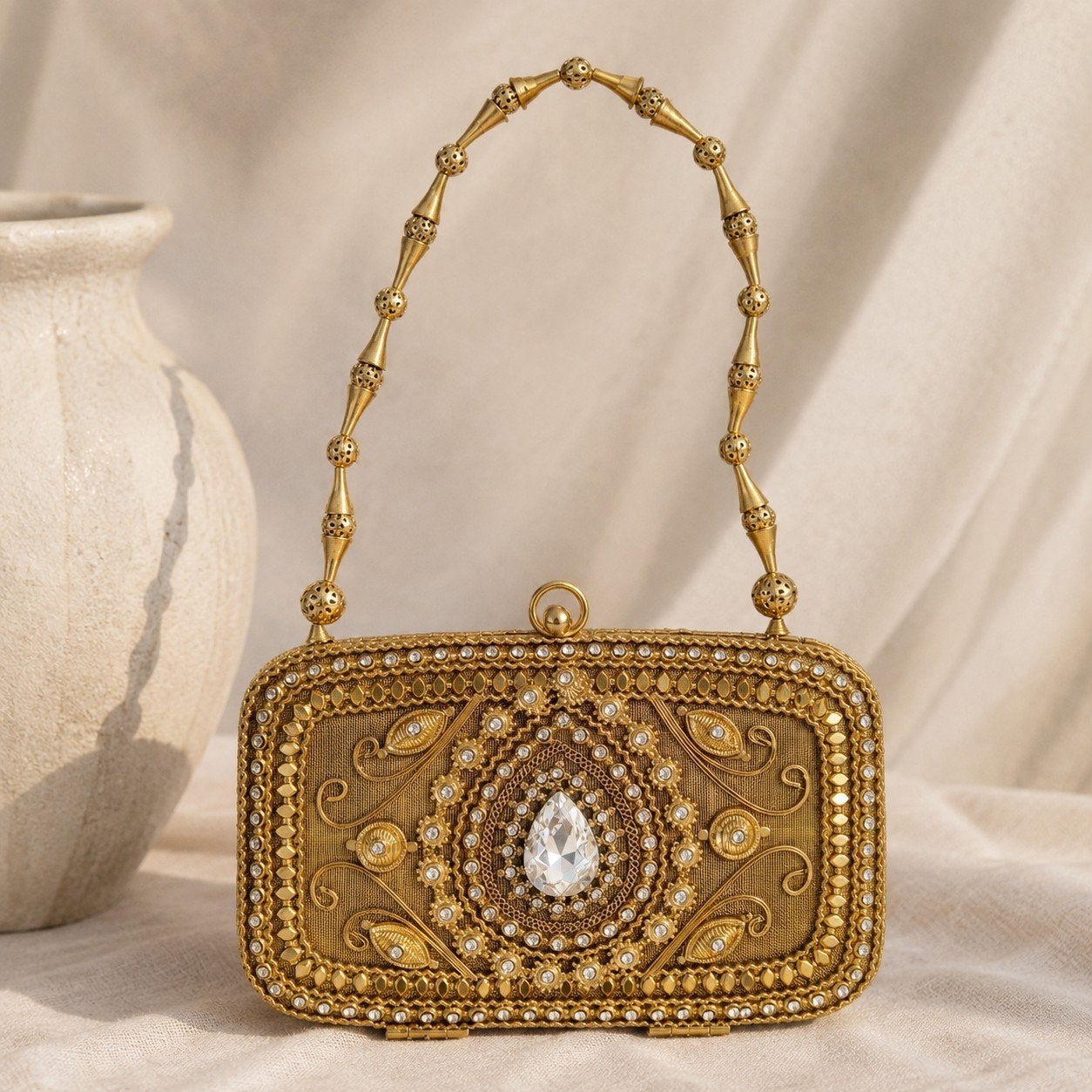 Prachtige Vintage Clutch - Perfect voor Bruiloft/Event, Ophalen of Verzenden, Zo goed als nieuw, Overige kleuren, Avondtasje