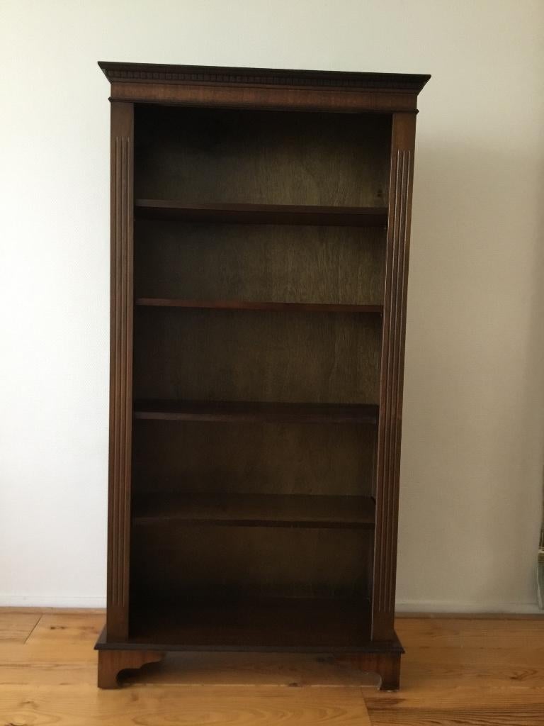 Klassieke boekenkast mahonie fineer, Ophalen, Met plank(en), Klassiek, 50 tot 100 cm