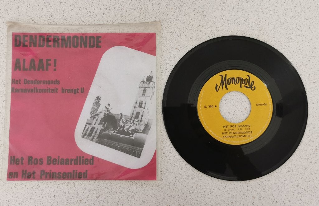 Single Het Dendermonds Karnavalkomiteit - Dendermonde alaaf!, Ophalen of Verzenden, Gebruikt, Overige formaten, Levenslied of Smartlap