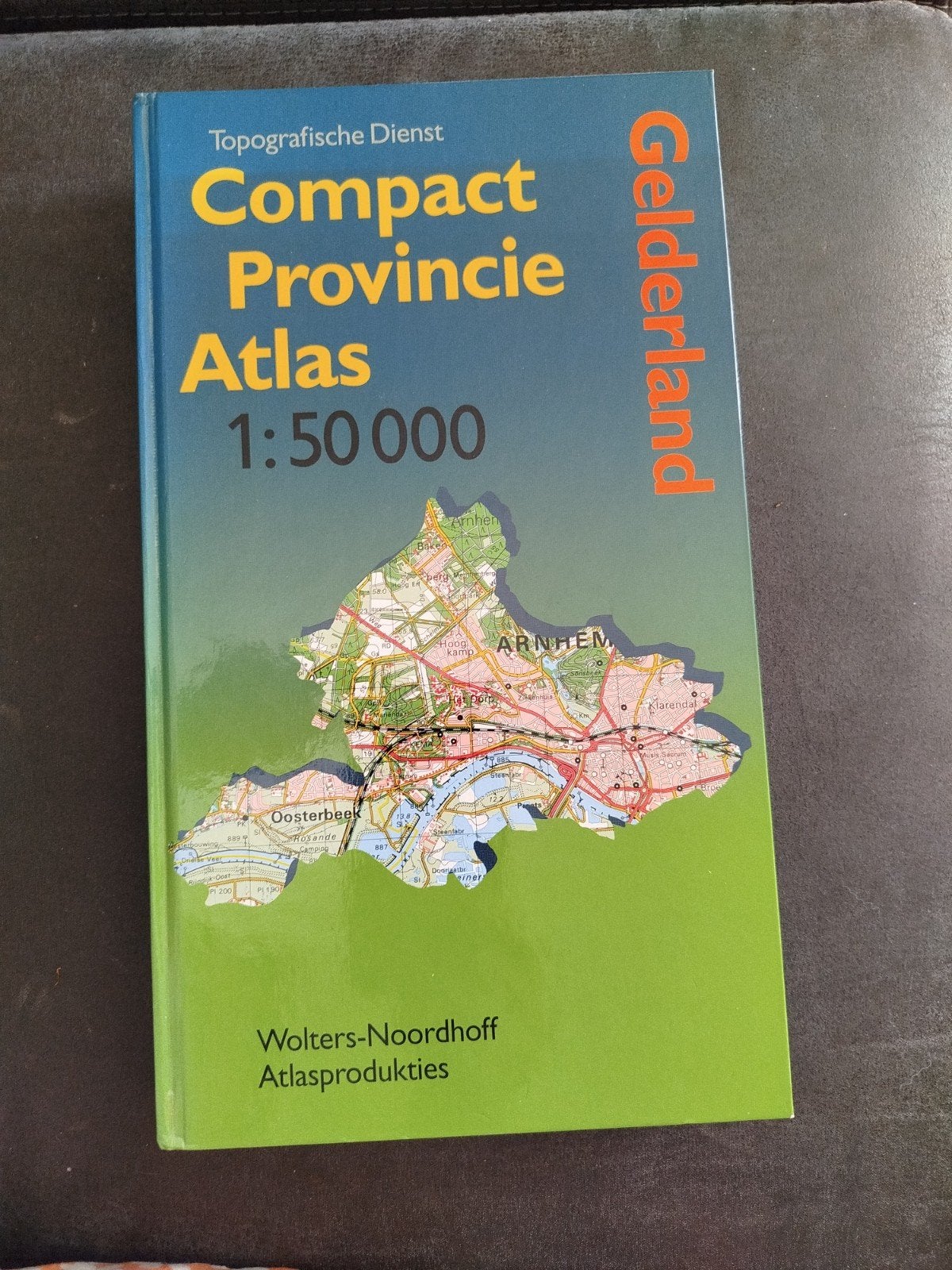 Compact Provincie Atlas Gelderland 1:50 000, Boeken, Overige atlassen, 2000 tot heden, Ophalen of Verzenden, Zo goed als nieuw