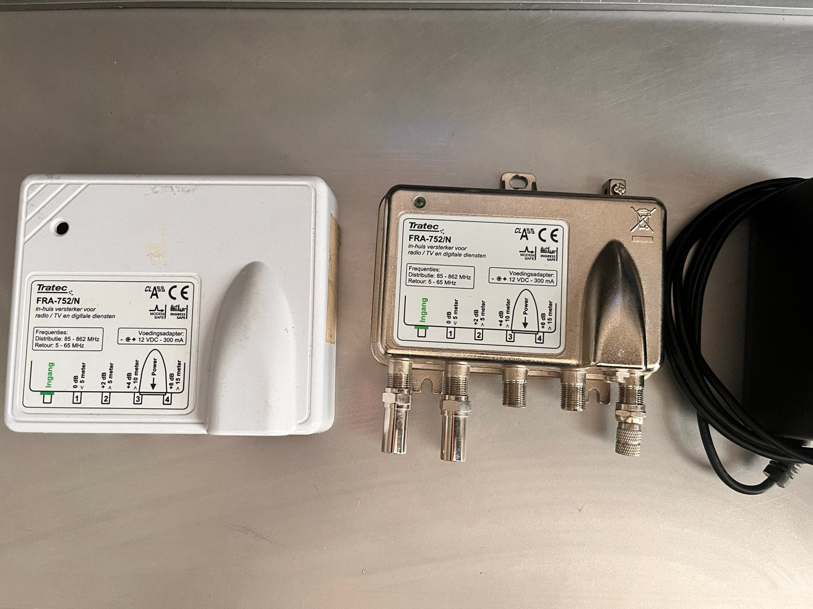 Tratec FRA-752/N In-huis versterker voor Ziggo TV, Ophalen of Verzenden, Gebruikt, Minder dan 2 meter, Overige kabels