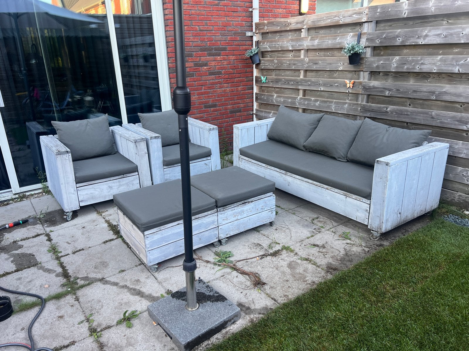 Tuinset steigerhout met kussens - opknapper, Ophalen, 4 zitplaatsen, Gebruikt, Hout