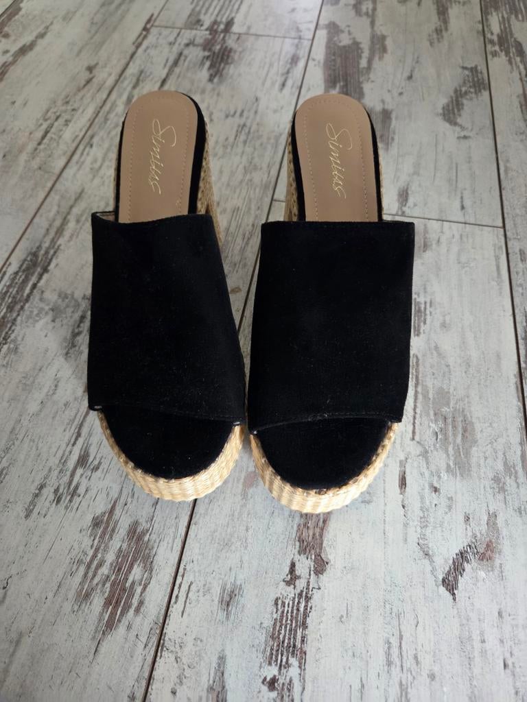 Leuke slippers met hak, Kleding | Dames, Schoenen, Ophalen, Nieuw
