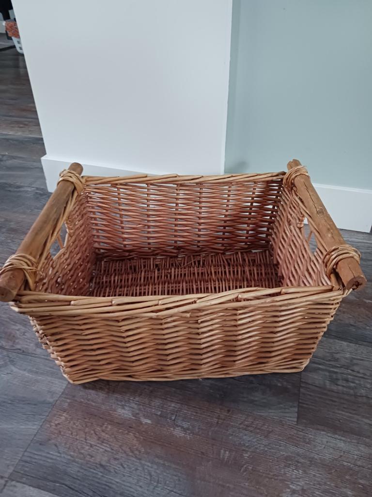 Rieten mand, 50 cm bij 40 cm, mand, riet, stevige mand, Ophalen of Verzenden, Rechthoekig, Riet