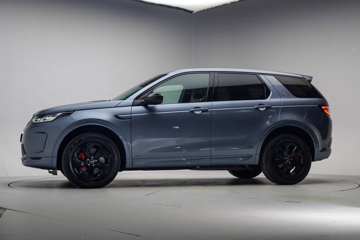 Land Rover Discovery Sport P300e AWD PHEV R-Dynamic [ LED Ap, Auto's, Blauw, Discovery Sport, Bedrijf, Hybride Elektrisch/Benzine