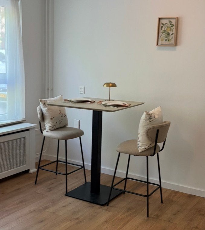 Bartafel 75x75 massiefhout / staal nieuw, Ophalen of Verzenden, Zo goed als nieuw