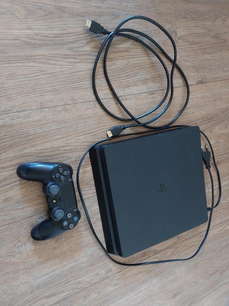 Ps4 console met games, Spelcomputers en Games, Spelcomputers | Sony PlayStation 4, Ophalen, Met 1 controller, Original