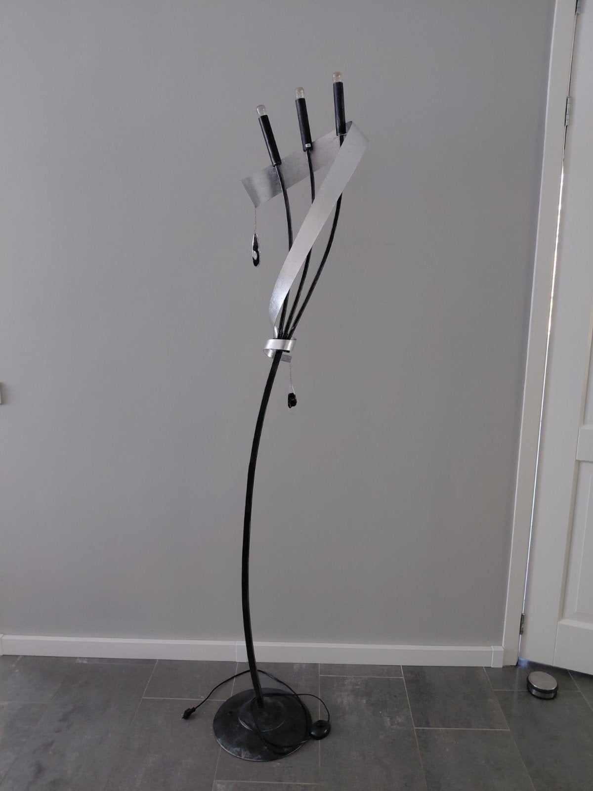 185 cm hoge metalenv lamp van Zuiver, Ophalen, Zo goed als nieuw, 150 tot 200 cm
