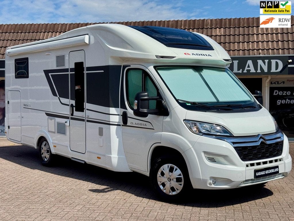 Adria MATRIX 670SL | Pano | Solar | Hefbed | Gr.Garage | Enk, Bedrijf, Adria, Tot en met 4, Handgeschakeld