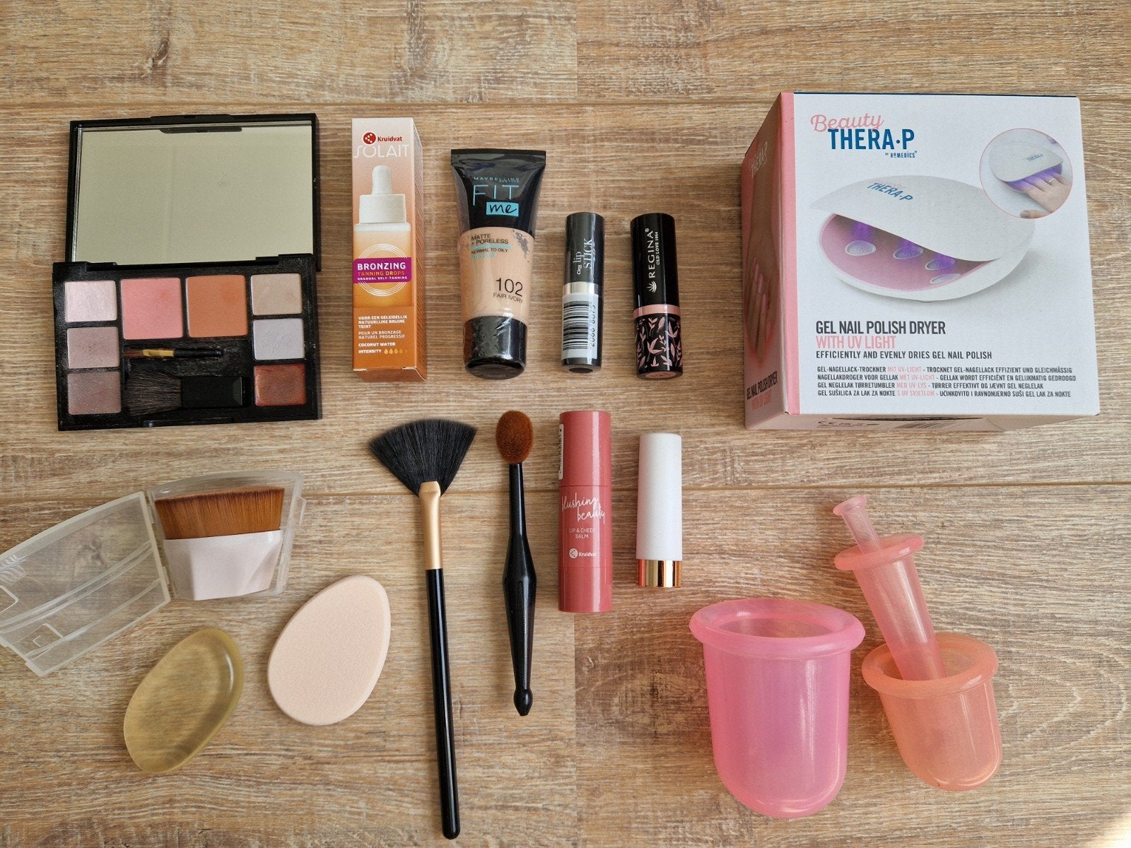 verschillende beauty producten, Overige kleuren, Gehele gezicht, Ophalen of Verzenden, Zo goed als nieuw