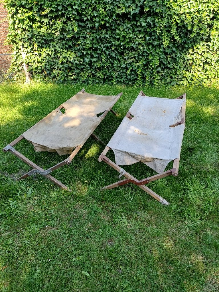 Opklapbaar vintage veldbedjes (2 stuks), Ophalen, Gebruikt, Hout, Inklapbaar