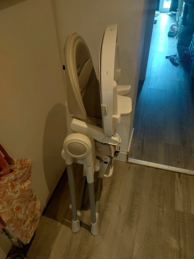 Nup nup kinderstoel, Ophalen of Verzenden, Zo goed als nieuw, Inklapstoel, Gordel(s)