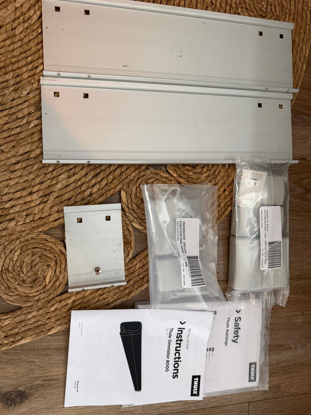 Thule Omnistor bevestiging nieuw, Ophalen of Verzenden, Nieuw