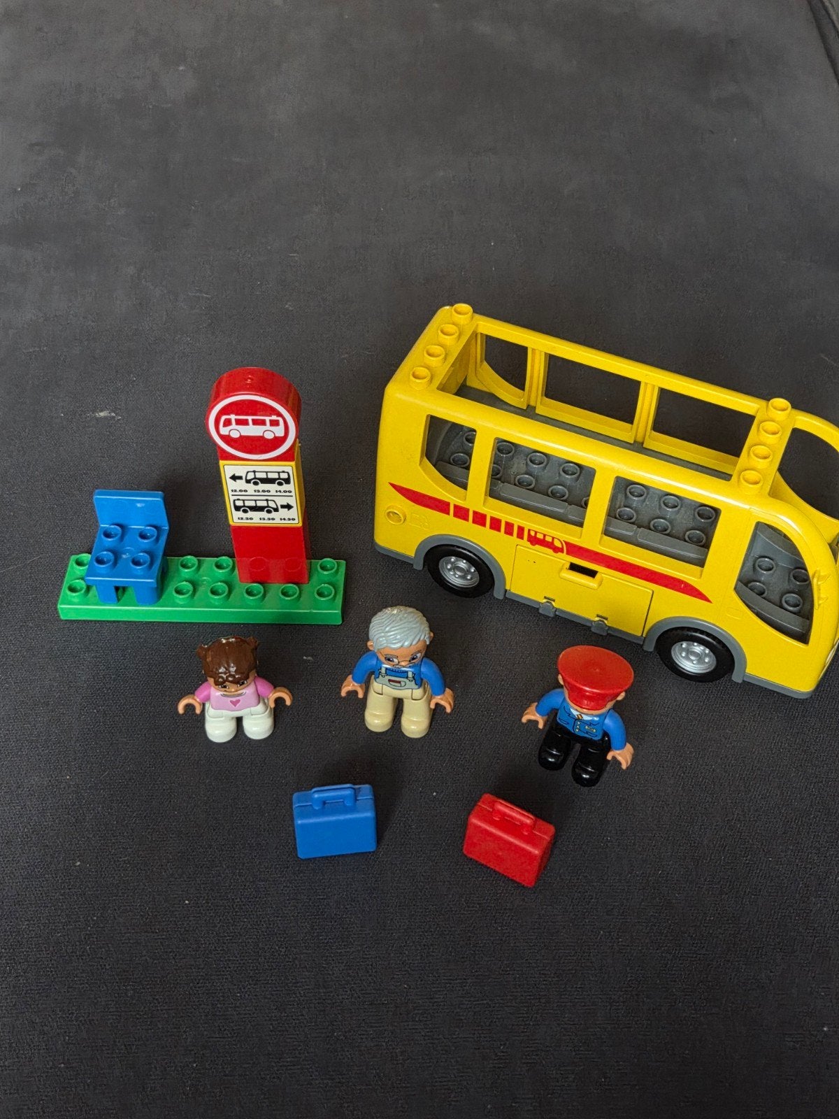 LEGO Duplo Bus 5636 met poppetjes en accessoires, Ophalen of Verzenden, Gebruikt, Overige merken