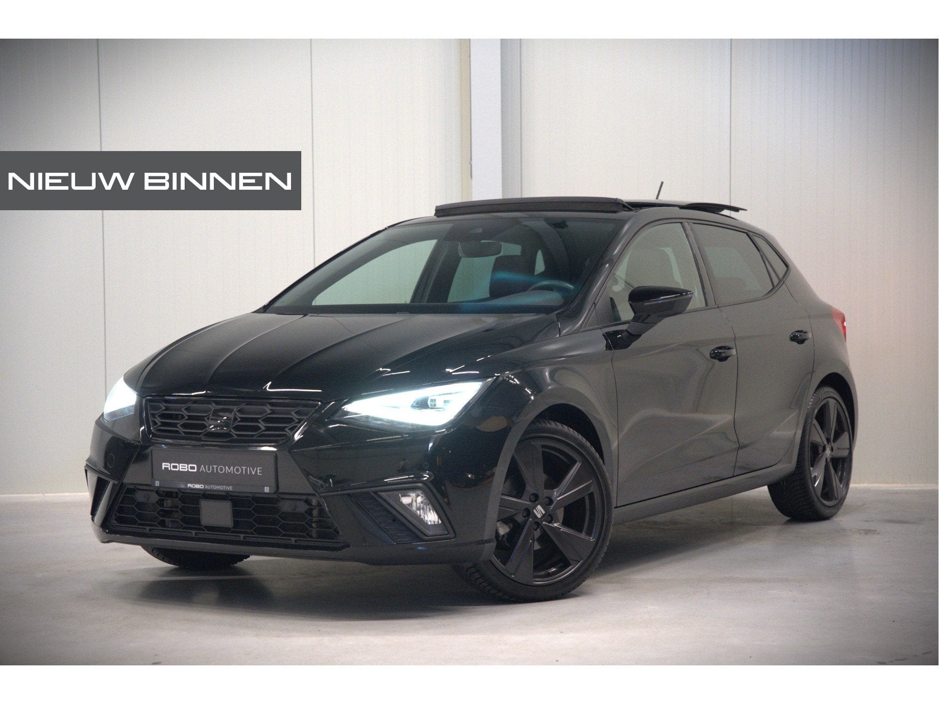 SEAT Ibiza 1.5 TSI FR Business Intense Plus | Panoramadak |, Auto's, 4 cilinders, 150 pk, 610 kg, 1138 kg