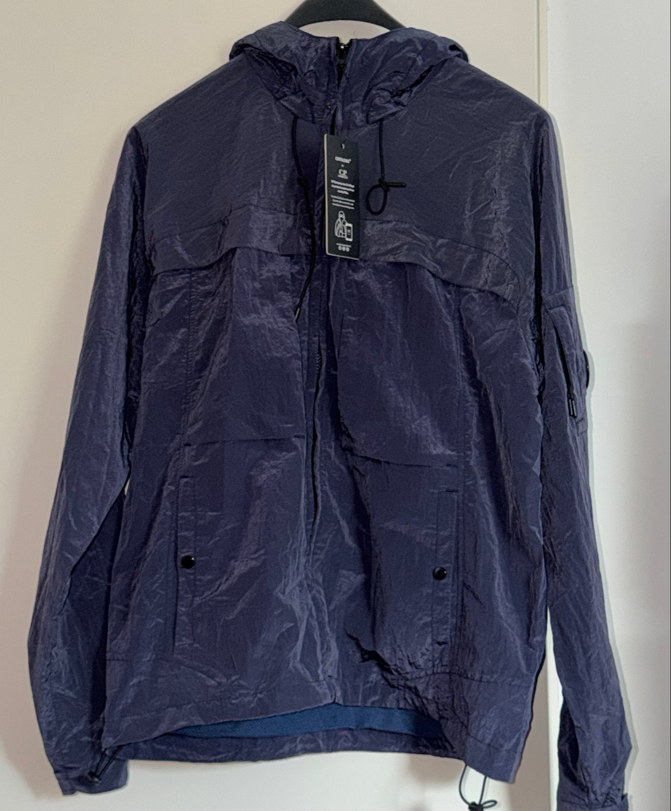 C.P. Company Chrome-R jas - Nieuw met labels, Kleding | Heren, Jassen | Zomer, Ophalen of Verzenden, Nieuw, Maat 48/50 (M), Blauw