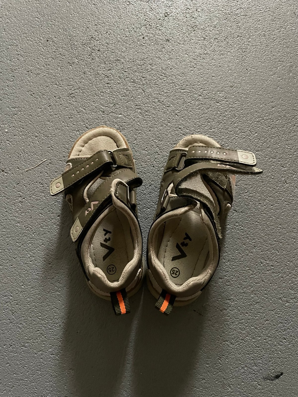 Vty sandalen maat 25, Ophalen, Gebruikt, Jongen of Meisje, Schoenen