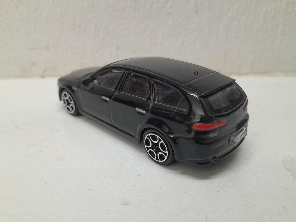 Alfa Romeo 159 Stationwagen, Hobby en Vrije tijd, Modelauto's | 1:43, Ophalen, Zo goed als nieuw, Auto, Overige merken