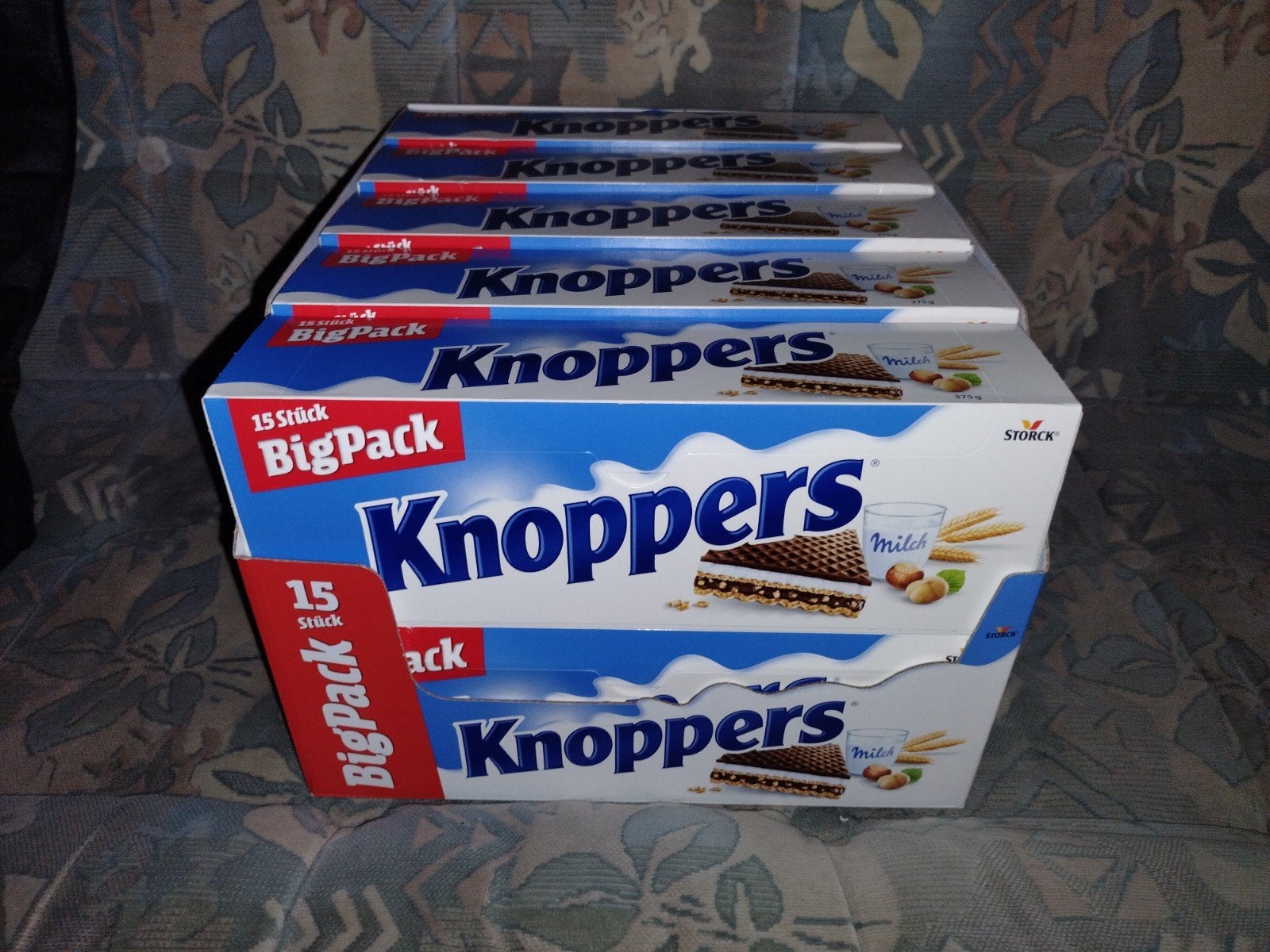 Knoppers doosjes van 15 wafels (per wafel 25 gram)., Ophalen of Verzenden