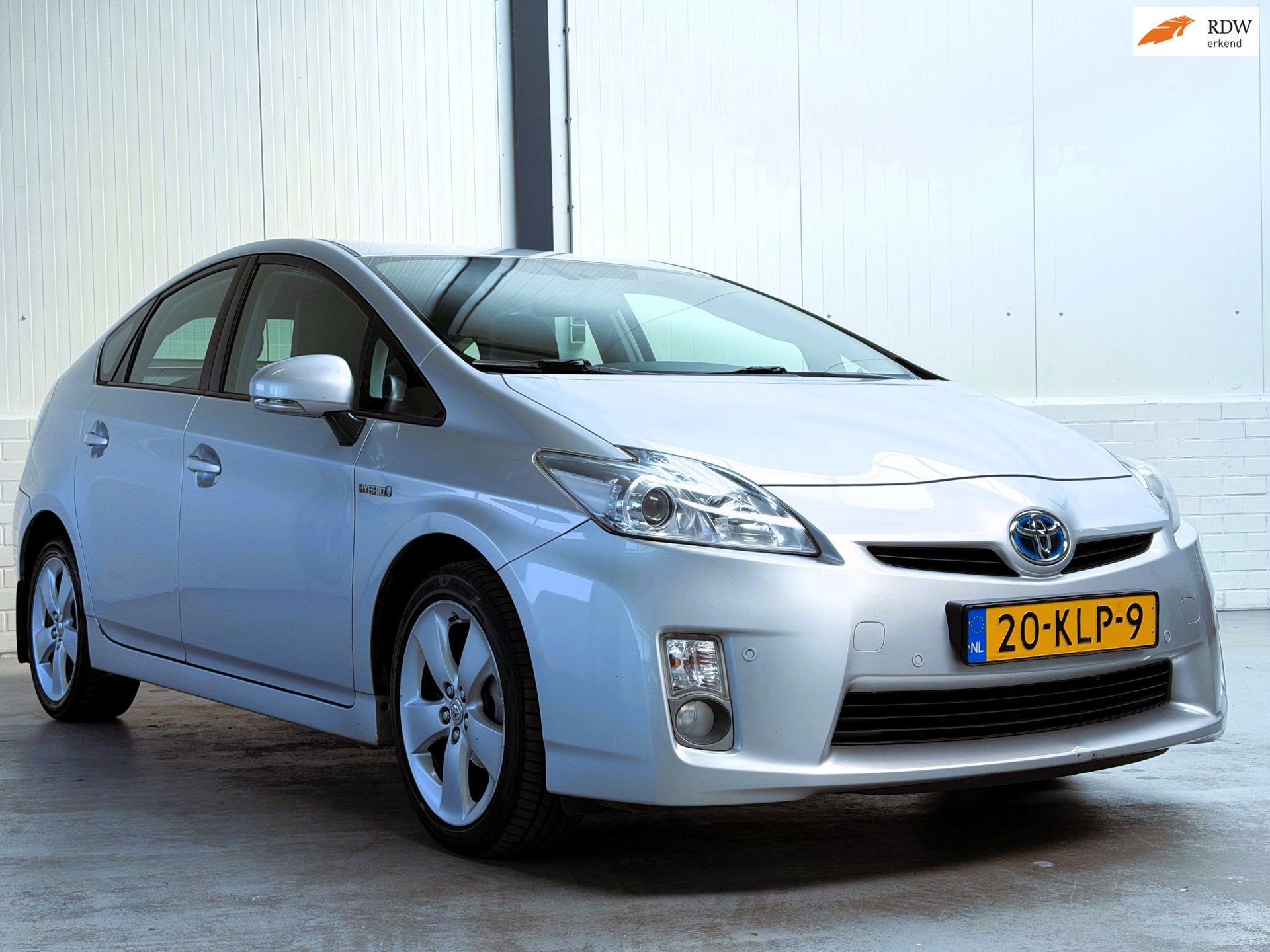Toyota Prius 1.8 Aspiration|Dealer O.H.|Keyless, Auto's, Toyota, Gebruikt, 4 cilinders, Alcantara, Origineel Nederlands