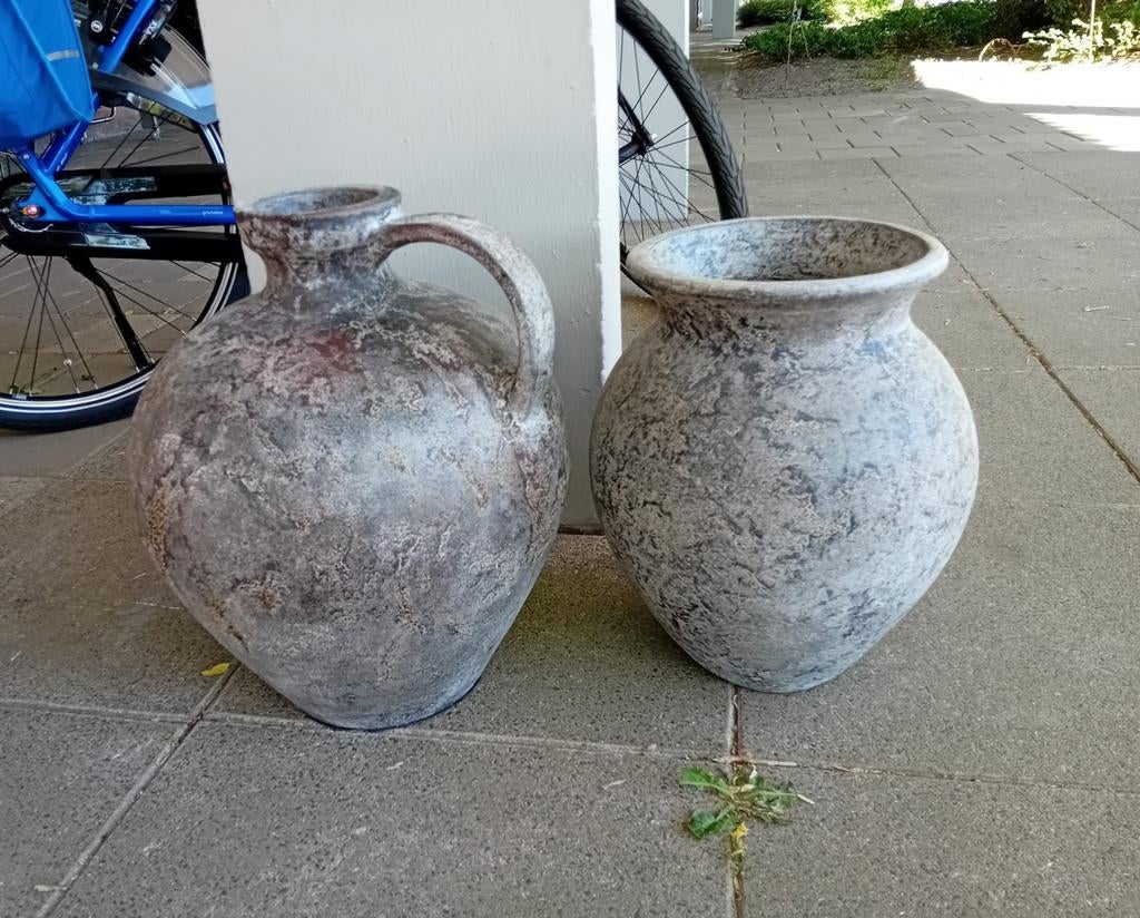 Twee prachtige vazen, Tuin en Terras, Ophalen of Verzenden
