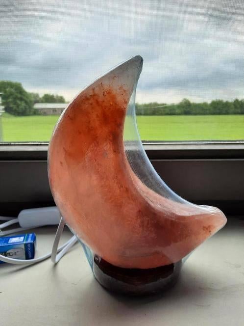 halve maan zoutsteen lamp, Ophalen of Verzenden, Mineraal
